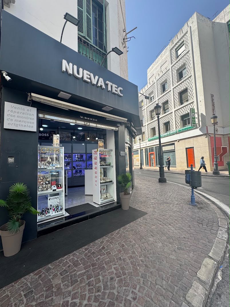 Façade de la boutique Exo Nueva Tec, avenue Ben Aboud à Tétouan